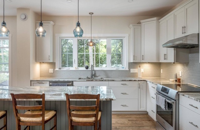 Birch St- Luxury on the Lake