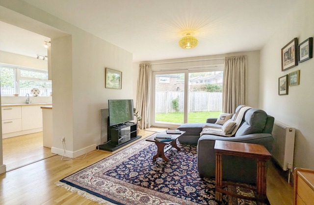 Birch Tree - a family house that sleeps 6 guests in 3 bedrooms