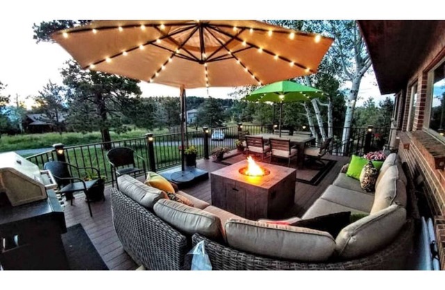 #BitofHeaven! 2800sf Scenic & Serene on 1-acre 1.3M Dollar Home