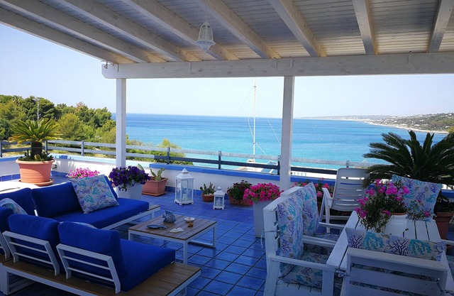 BLUE BAY HOUSE