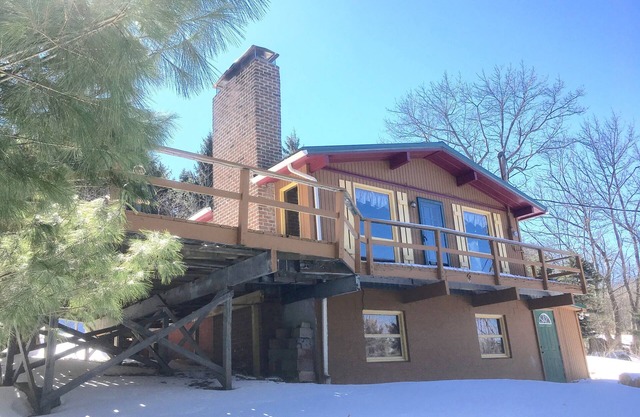 Blue Knob Mountain Top Chalet