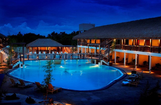 Bluewater Panglao Beach Resort