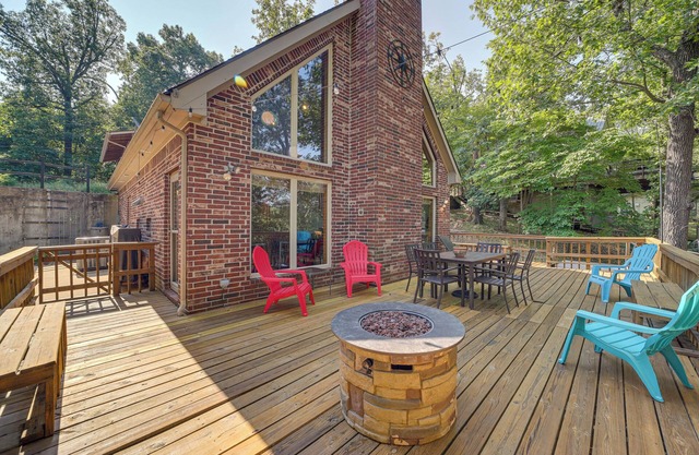 Boat Dock & Fire Pit: Lakefront Paradise in Eucha!