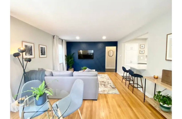 Bold & Beautiful Flat - Unmatched location!