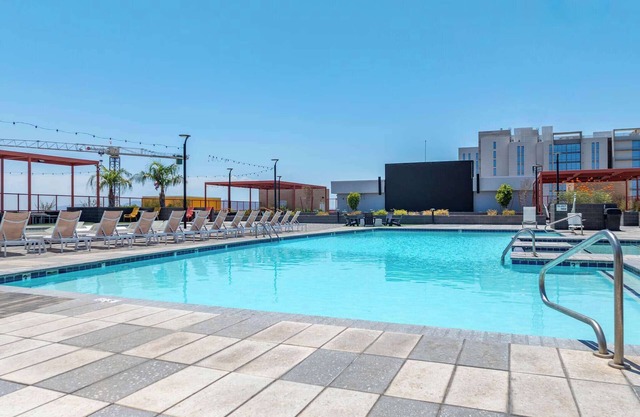 Boulevard Stays Modern Tempe 1BR ASU Pool, Gym 14