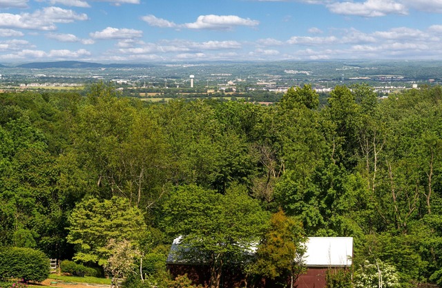 Boutique Space at Marble Ridge