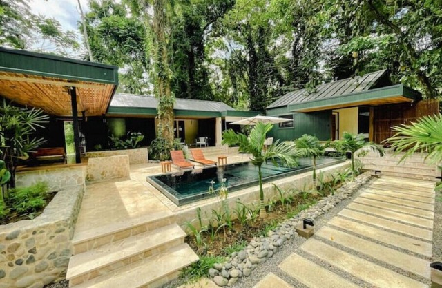 BRAND NEW 5-Star LUXE The Oasis - Family Villan