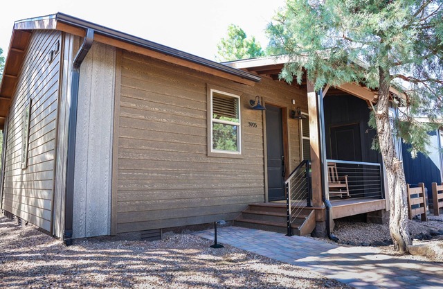 Brand new home w/patio & grill, central location near golf, trails, & lakes