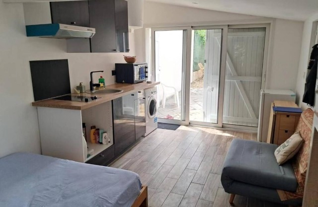 Brand new studio with garden, easy access to Paris