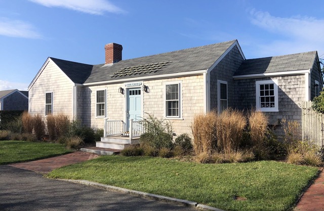 Brant Point, Best Location On The Island!