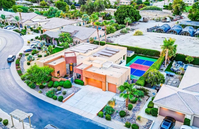 Breakfast Club/100k Game Room