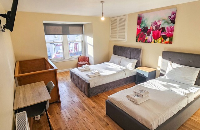 Bridge St Guest House - Room 2 - Tranent