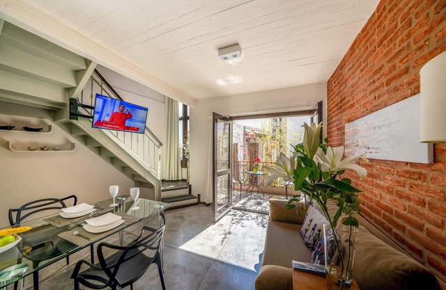 BRIGHT AND COMFORTABLE LOFT