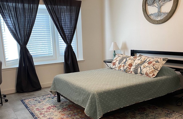 Bright and welcoming guest suite
