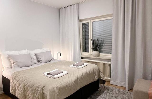 Bright & Cozy 1BR Home in Central Lahti