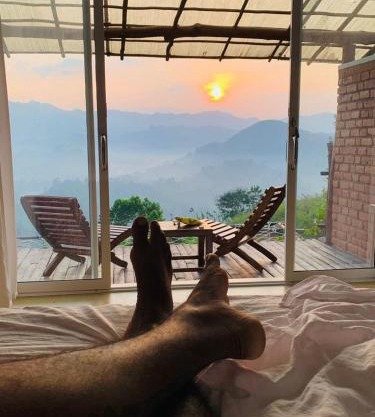 Brisk Ella Retreat