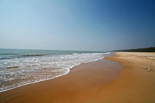 Bubbles of luxury Dublagadi Beach