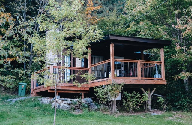 Buddy Shack: nature immersion, ideal for 4 guests, near Frampton Brasse, golf, W