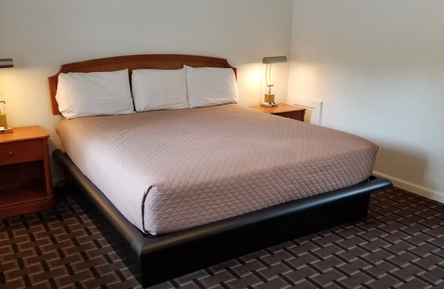 Budget Inn Breezewood