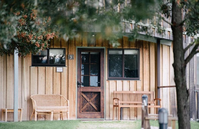 Bundaleera Vineyard and Farm Stay