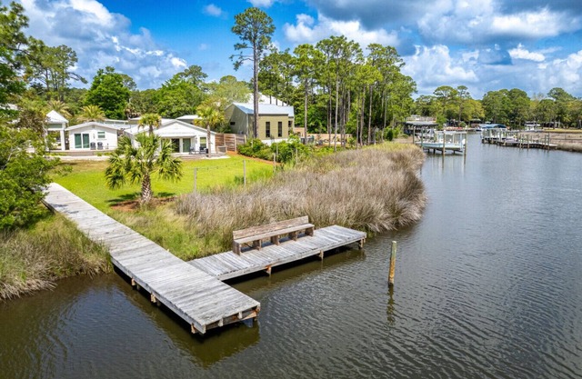 Bungalow C - The Retreat at Mack Bayou