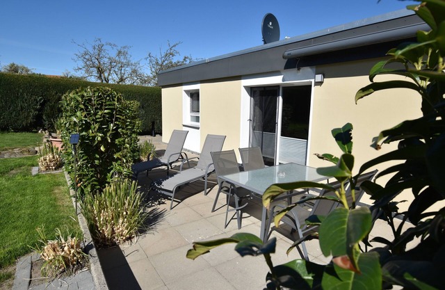 Bungalow for 5 guests with 85m² in Grube (148308)