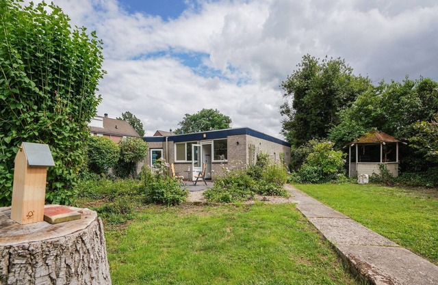 Bungalow in Landgraaf with terrace