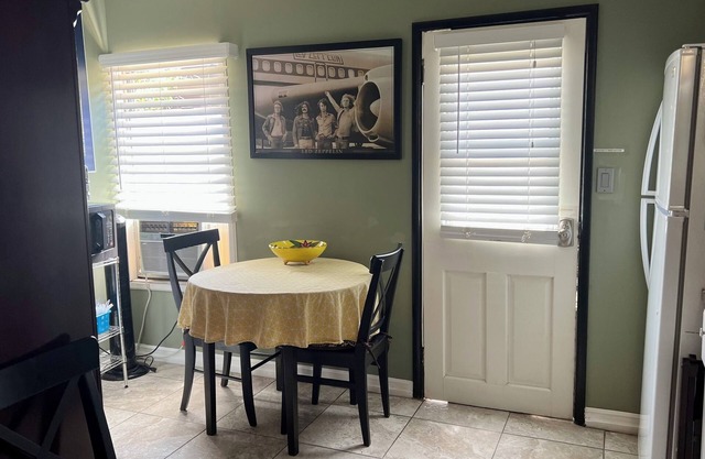 Burbank QUIET & CLEAN & Private By Warner Brothers & NY Film Academy - Pet OK