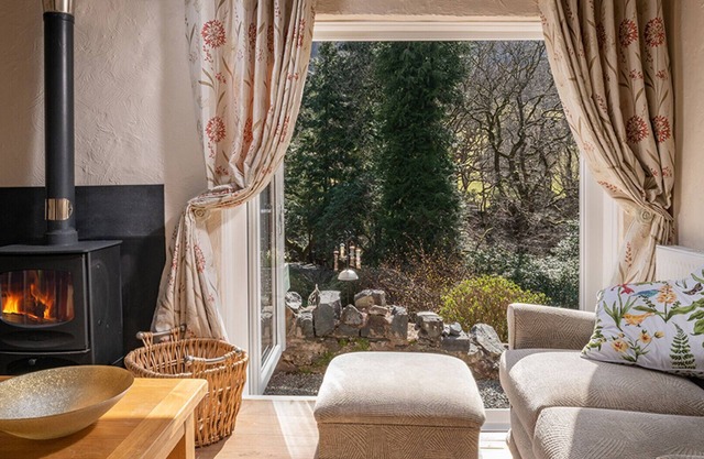 Butterfly Cottage - Two Bedroom Cottage, Sleeps 4