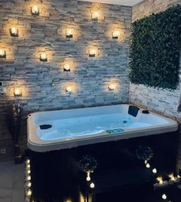 BY NEPTUNE - Appartement Rustique JACUZZI