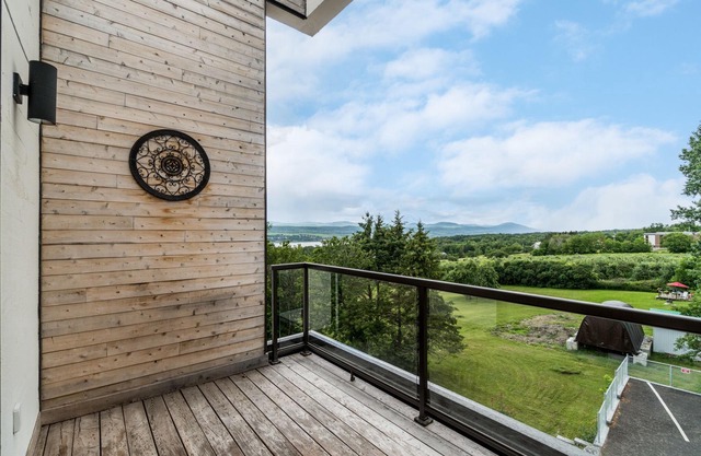 Neufs Sur 