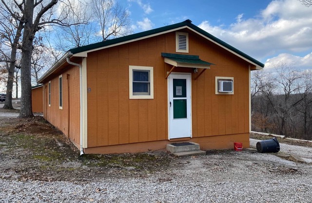 Cabin 9 - Reel and Trigger