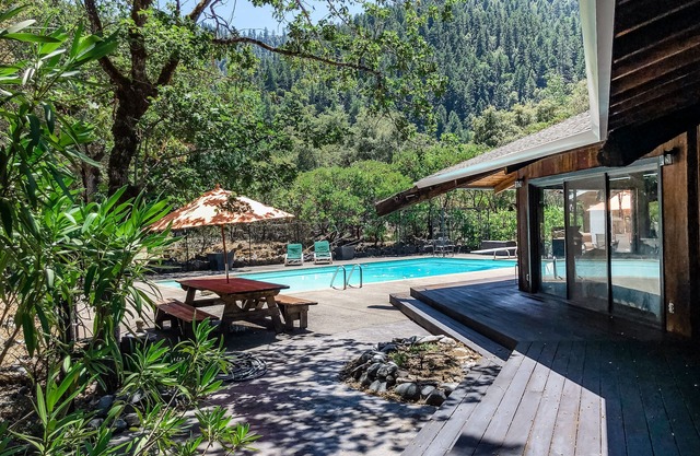 Cabin near the river with private pool, wood-burning fireplace & patio