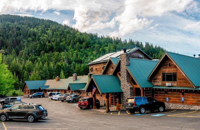 Callahan's Mountain Lodge