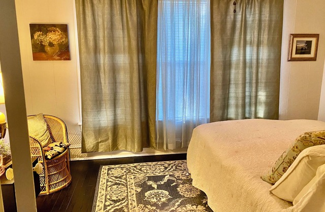 Camellia Cottage Charming 2-bedroom house in Fairhope convenient to everything