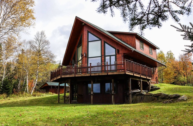 🐾Camp Whynot - Great chalet home with views of Rangeley Lake! Dog friendly