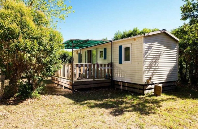 Camping 3 étoiles - Piscine - ccbadac