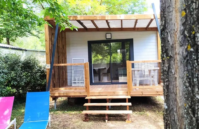Camping Flower La Rivière * - Chalet Cajou Confort 2 Rooms 2 People