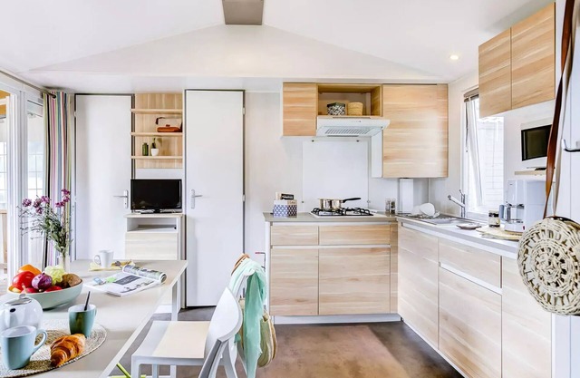 Camping Romanée L'Evasion* - Comfort mobile home 4 rooms 6 people