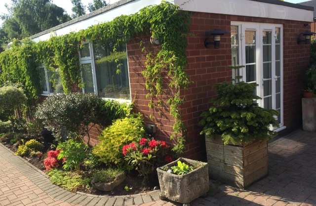 Cannock Chase Guest House Self Catering incl all home amenities & private entrance