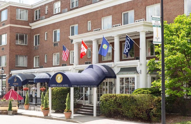 Capitol Plaza Hotel Montpelier Tapestry Collection by Hilton