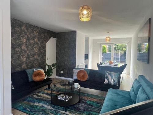 CAPRI 13 SA's 3 bedroom home, close to Loughborough University and M1