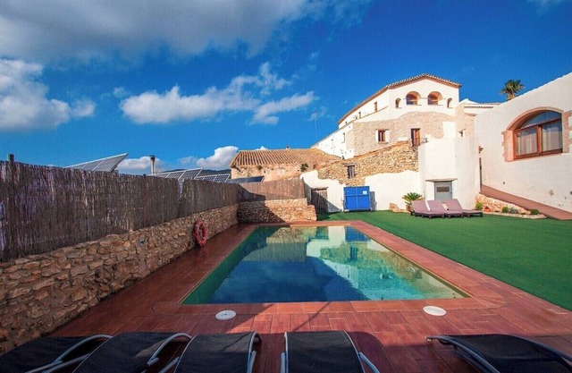 Captivating Villa in the Vineyards close to Sitges