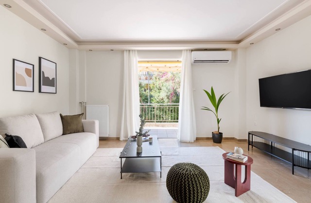 Captivating 2BR Apartment in Chalandri
