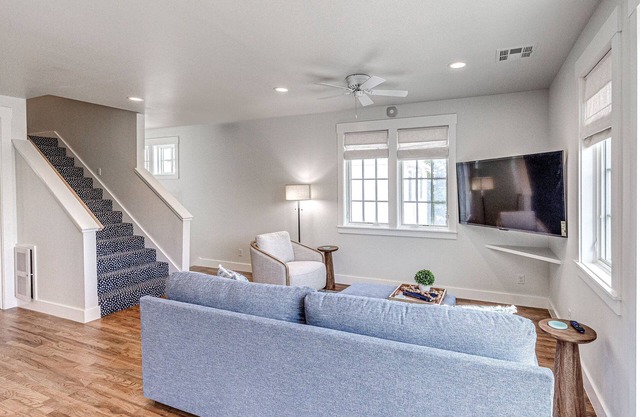 Carlton Landing-Carriage House