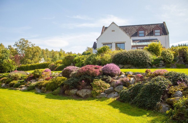 Carriden - rural accommodation in the Cairngorms