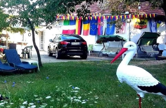 Casă de Vacanță; Coliba - Mama Anica, Vasile Nicoară Sârbu, Cănicea