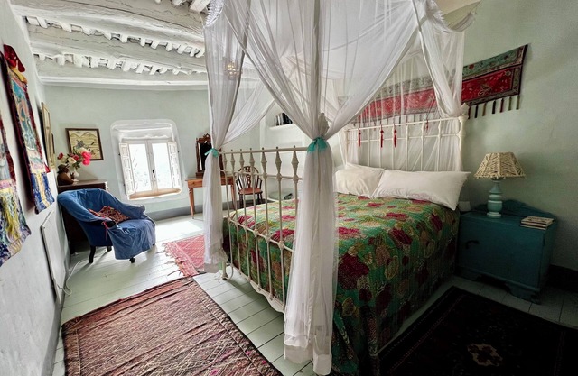 Casa Almelara. Historic Rural House with Heated Pool, Hammam, 9 bedrooms & Views