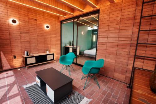 Casa Ann Loft Eames