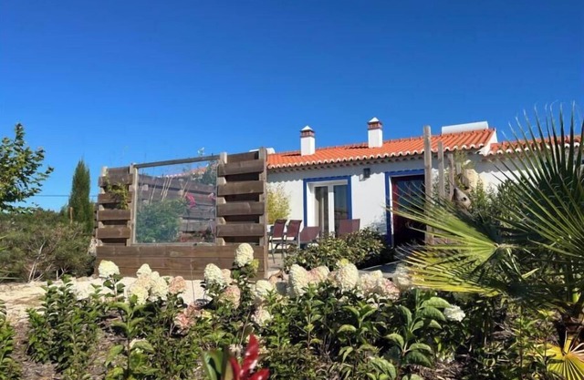 Casa Bamboo is a cute vacation apartment just 3km from the beach